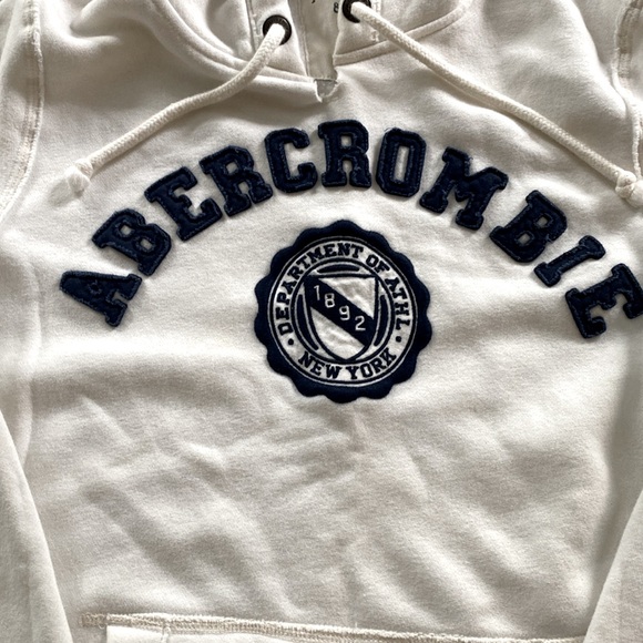 Abercrombie & Fitch Off-White Drawstring Hoodie Sweatshirt - Picture 2 of 9